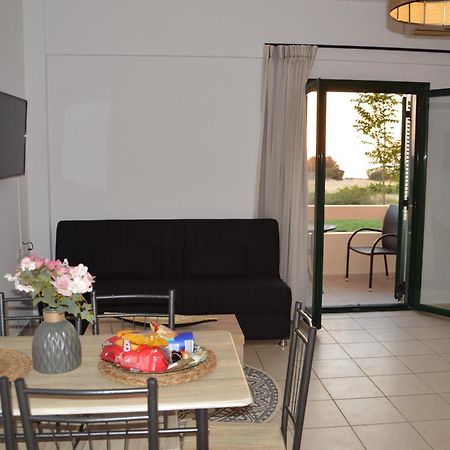 Sea Melody Apartments Stavromenos  Eksteriør bilde