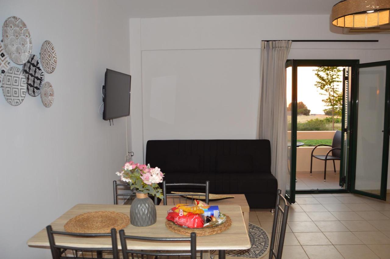 Sea Melody Apartments Stavromenos  Eksteriør bilde